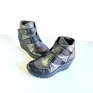 FLY LONDON Women's Yugo Wedge Booties Sz 39 8 8.5 Black Graphite Leather Comfort
